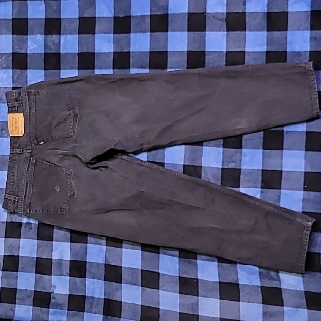 Vintage. Made In Usa. Levi's 550. Relaxed-Fit, Tapered. Men's Size W38 L32
